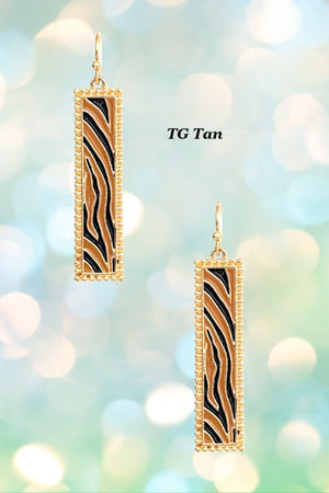 ANIMAL PRINT BAR FRAMED DANGLE EARRING