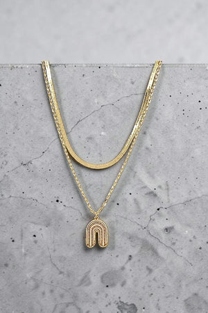 ARCH PENDANT LAYERED CHAIN NECKLACE