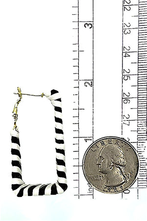 WOVEN TRAPEZOID CUT OUT SEMI HOOP EARRING