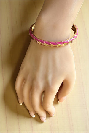 GEO PATTERN BANGLE BRACELET