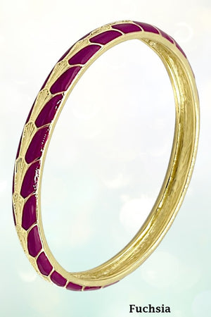 GEO PATTERN BANGLE BRACELET