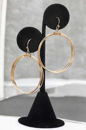 MULTI RING DANGLE EARRING