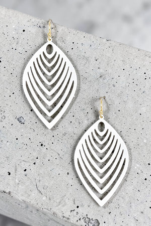 LEAF CUT OUT DROP EARRING
