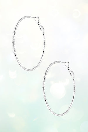 SIMPLE TEXTURED HOOP EARRING