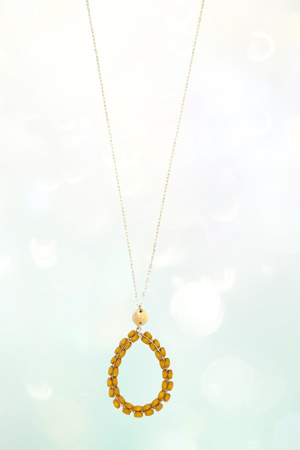 WOOD BEAD TEARDROP PENDANT LONG NECKLACE