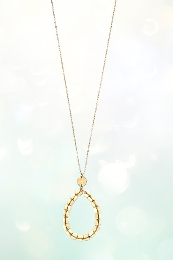WOOD BEAD TEARDROP PENDANT LONG NECKLACE