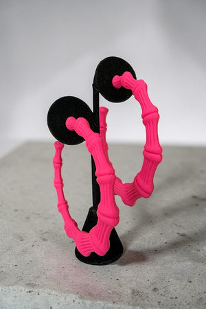 BAMBOO LINE DETAIL LARGE SEMI HOOP EARRING
