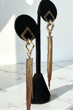 DIAMOND LINK FLAT CHAIN DROP EARING