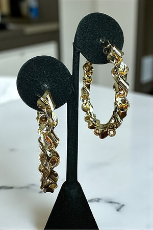 INTERTWINED TWIST HOOP EARRING