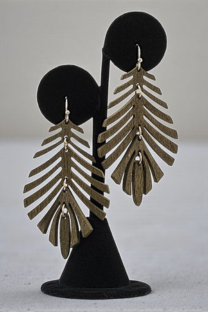 WOOD LINK LEAF DANGLE EARRING