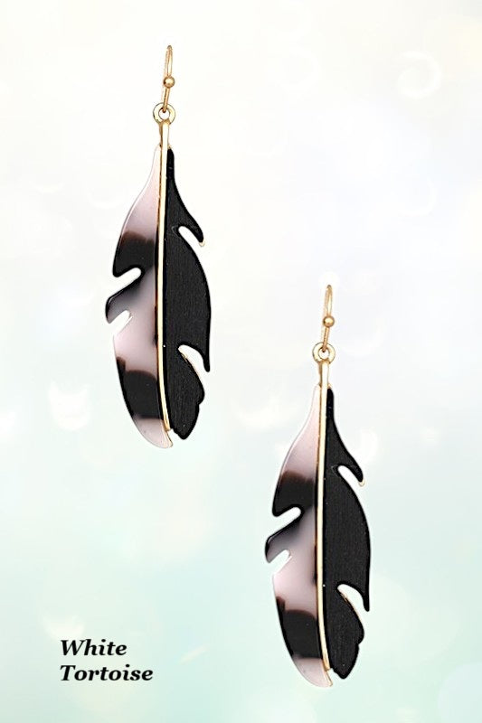 WOOD AND ACETATE DANGLE FEATHER EARRING