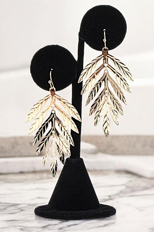 LEAF DETAIL DANGLE EARRING