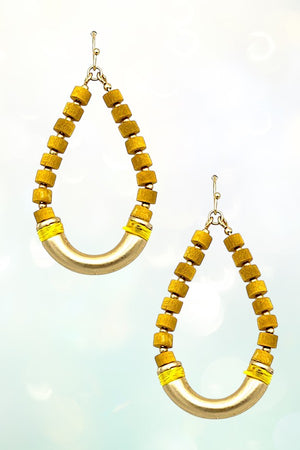 COLOR WOOD BEAD TEARDROP DANGLE EARRING