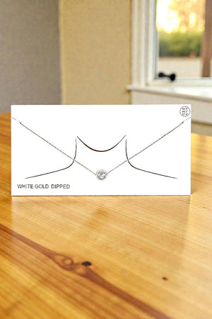 METAL ORB PENDANT NECKLACE