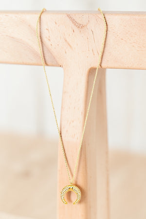 CZ STONE CURVED PENDANT NECKLACE