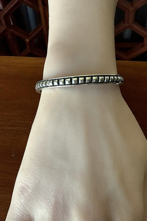 SLIM SQUARE BUBBLE STRETCH BRACELET