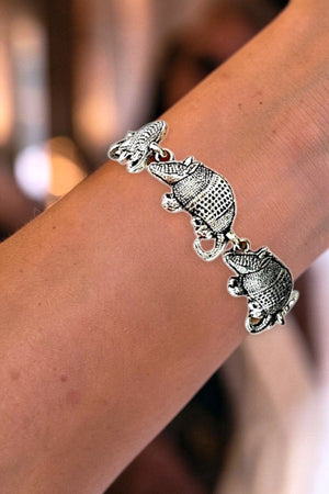 WESTERN ARMADILLO LINK BRACELET WITH MAGNETIC CLOSURE