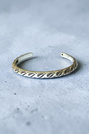 WESTERN DESIGN ETCHED CUFF BRACELET