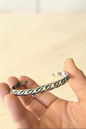 WESTERN DESIGN ETCHED CUFF BRACELET