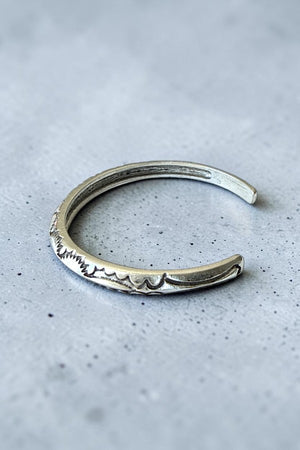 WESTERN DESIGN ETCHED CUFF BRACELET