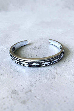 WESTERN PATTERN ETCHED CUFF BRACELET