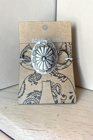 WESTERN BURNISHED SILVER OVAL CONCHO SCARF CHARM