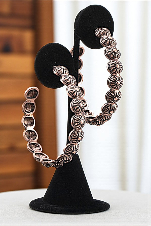 LARGE CONCHO DETAIL HOOP EARRING