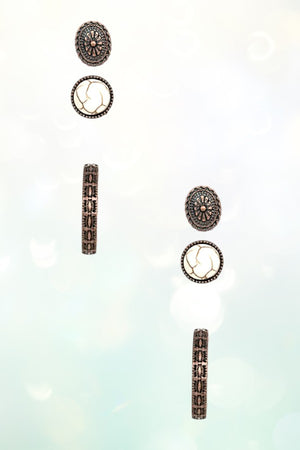 ETCHED GEM DETAIL HOOP EARRING SET
