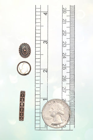 ETCHED GEM DETAIL HOOP EARRING SET