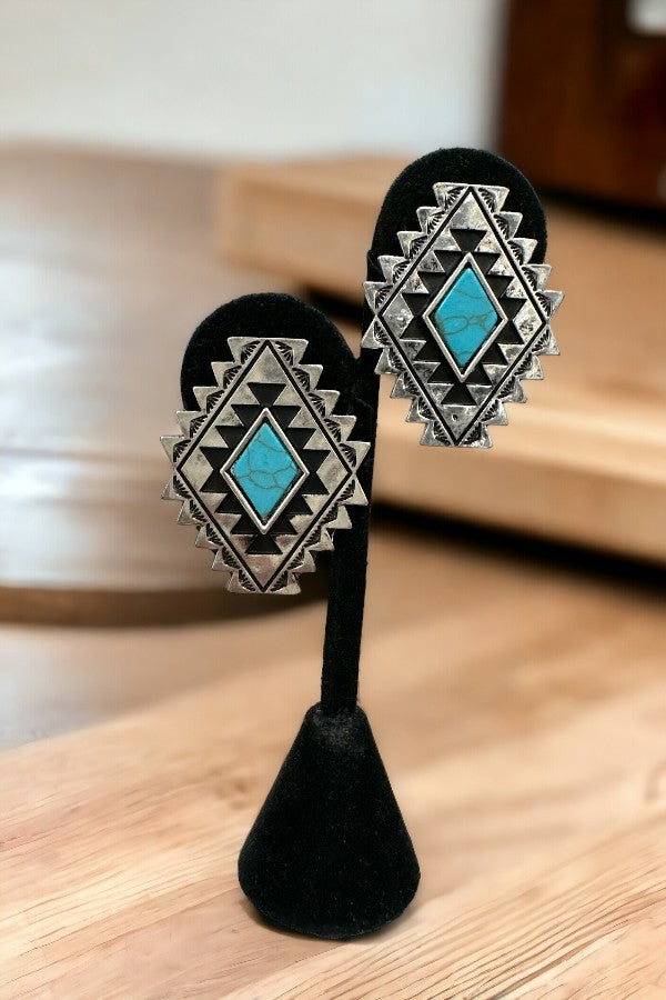 WESTERN TQ RHOMBUS CONCHO EARRING