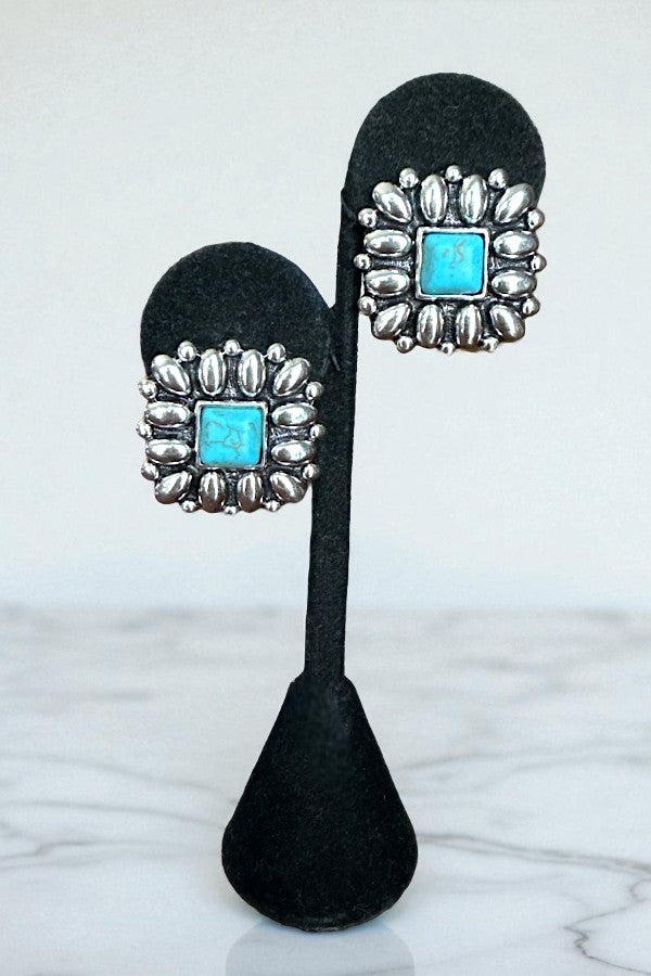 WESTERN SQUARE FLOWER CONCHO EARRING