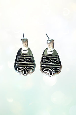 WESTERN BOOT STITCH ECHED METAL DROP EARRING