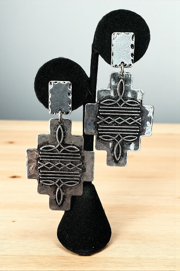 GEOMETRIC BOOT STITCH METAL DANGLE EARRING