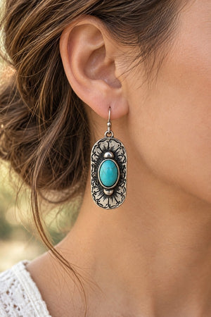 WESTERN TQ GEM CENTERED OVAL CONCHO DANGLE EARRING