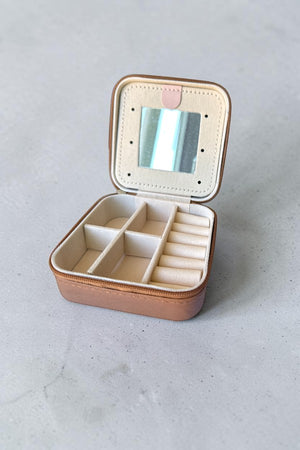 SNAFFLE BIT DESIGN ETCHED PLATE JEWELRY BOX