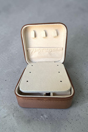 SNAFFLE BIT DESIGN ETCHED PLATE JEWELRY BOX