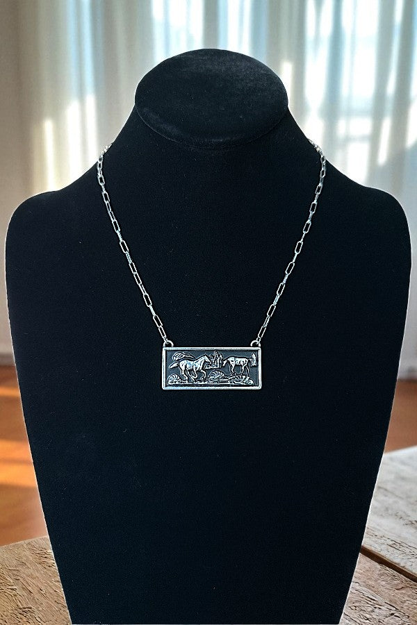 WESTERN RUNNING HORSE PLATE PENDANT NECKLACE