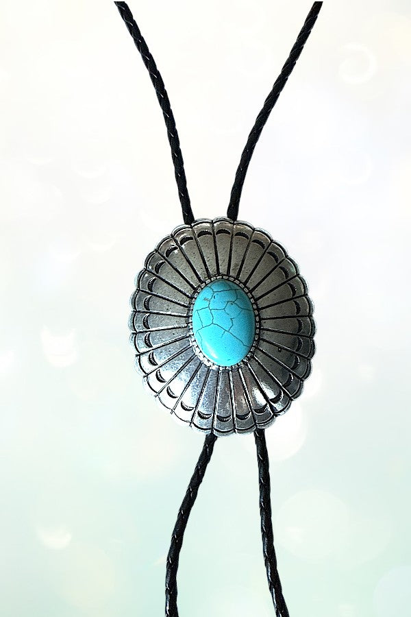 WESTERN OVAL TQ GEM CONCHO BOLO NECKLACE