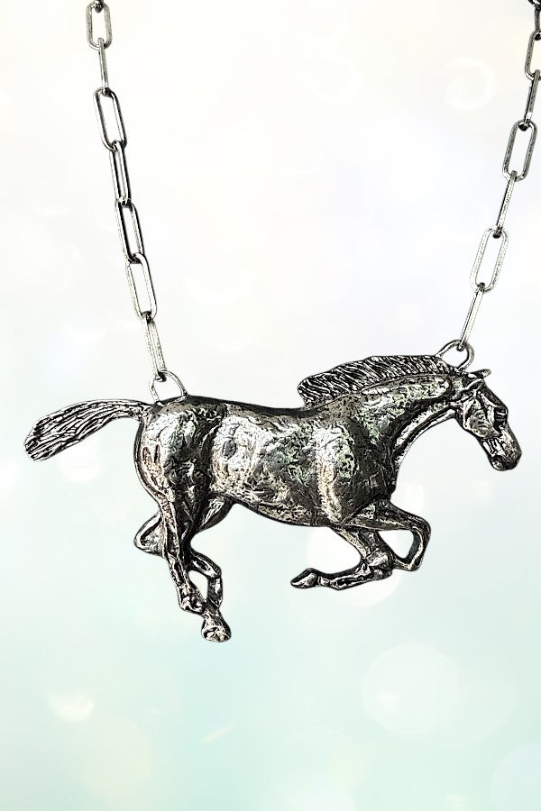 WESTERN RUNNING HORSE PENDANT NECKLACE