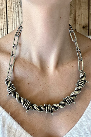 WESTERN THEME BARBED WIRE CHAIN NECKLACE