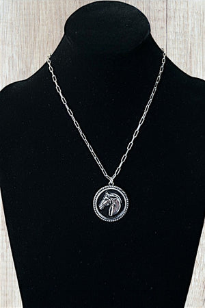 WESTERN HORSE HEAD BLACK ROUND PORTRAIT PENDANT NECKLACE