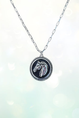 WESTERN HORSE HEAD BLACK ROUND PORTRAIT PENDANT NECKLACE