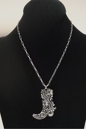 WESTERN ENGRAVED FLORAL COWBOY BOOTS PENDANT NECKLACE