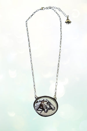 WESTERN DOUBLE HORSE OVAL PENDANT CHAIN NECKLACE