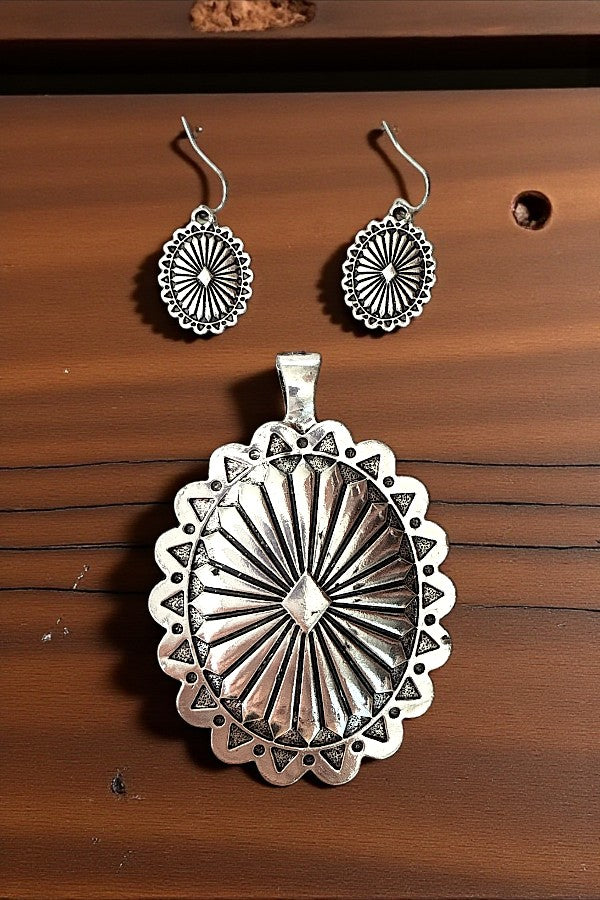 WESTERN CONCHO PENDANT EARRING SET