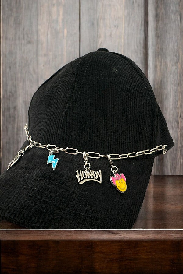 SMILEY CHARM TRUCKER HAT CHAIN