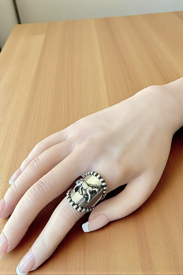 WESTERN HORSE DESIGN CUFF RING