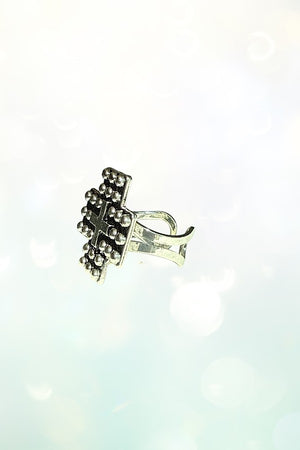 WESTERN CROSS BUBBLE PLATE CUFF RING