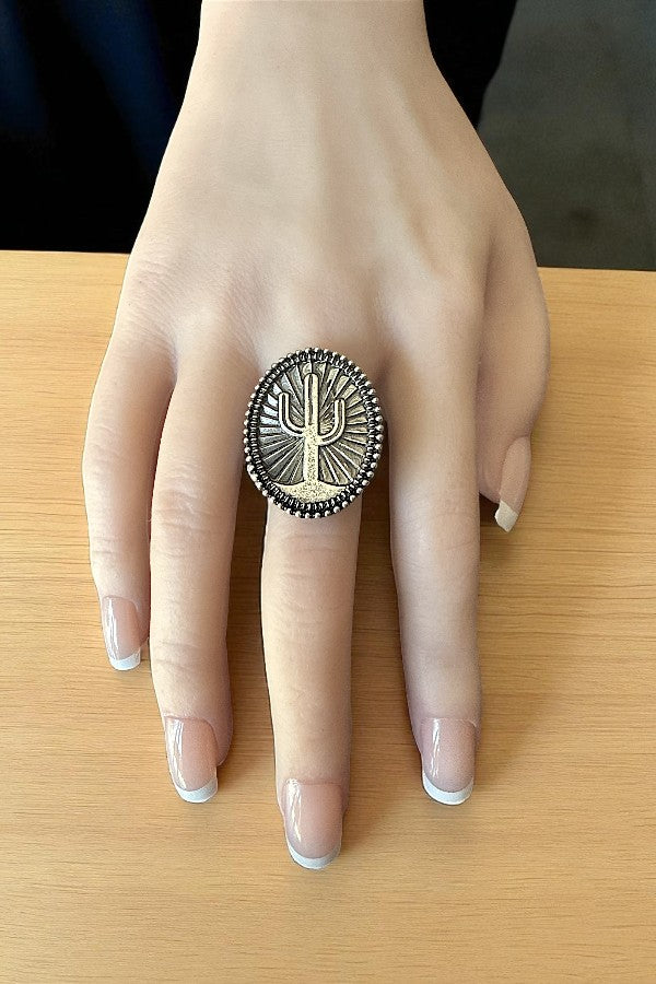 WESTERN CACTUS ETCHED OVAL CUFF RING
