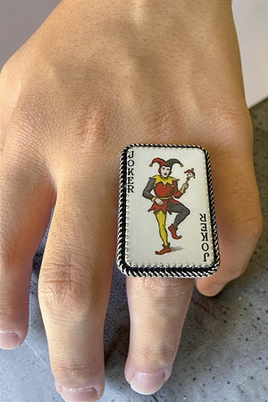 WESTERN VINTAGE LOOK JOKER CARD STATEMENT CUFF RING